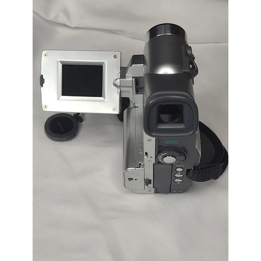 Sony DV5 Plus 4.1 Megapixels Digital Camera/Video Camcorder